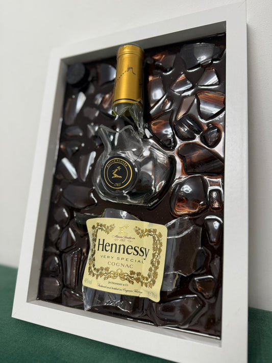 Tablou decorativ din rășină - Hennessey